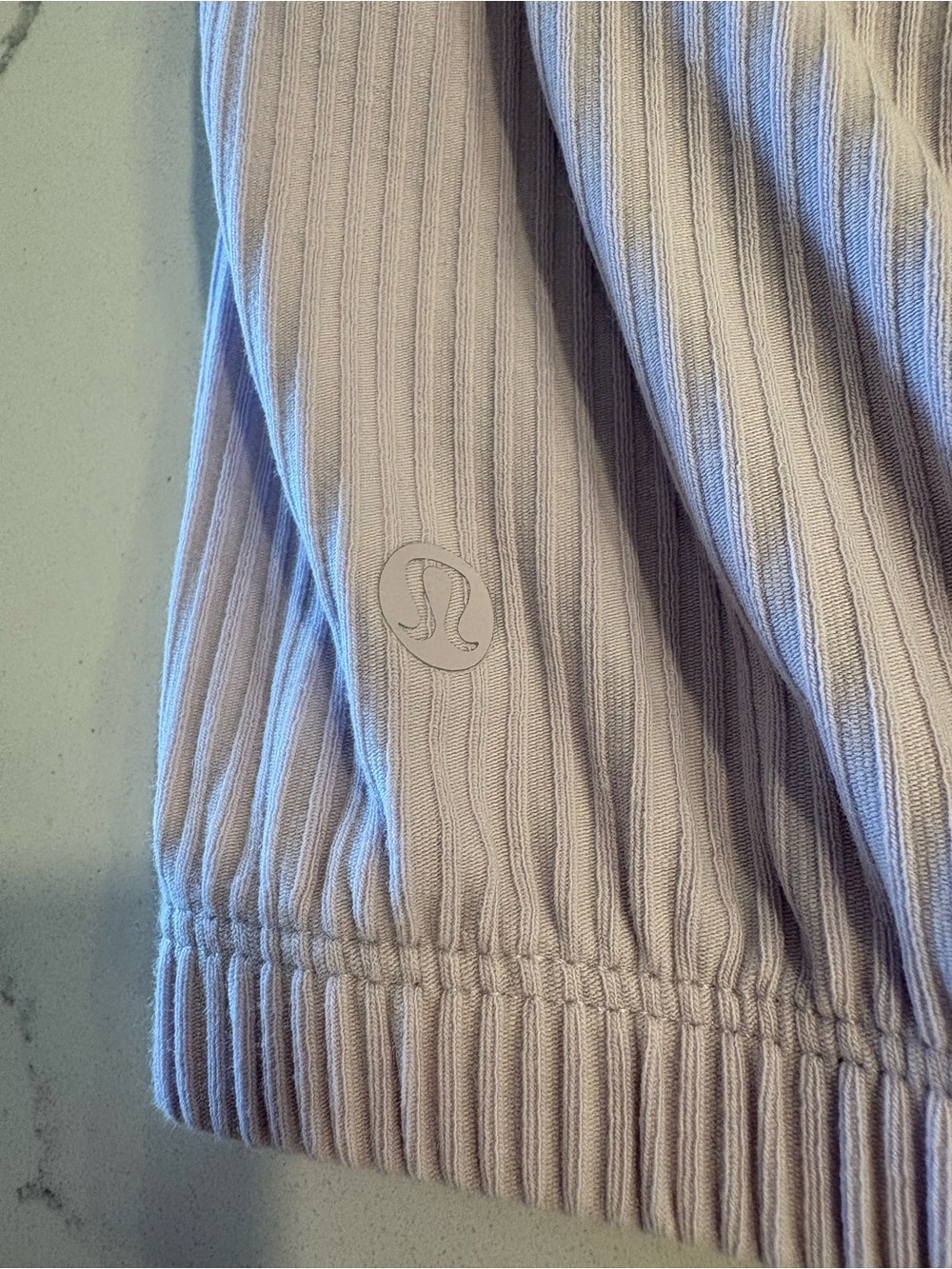 Lululemon LA Cap Sleeve Crop Tee ~ 4 ~ Lavender Dew - Picture 4 of 11